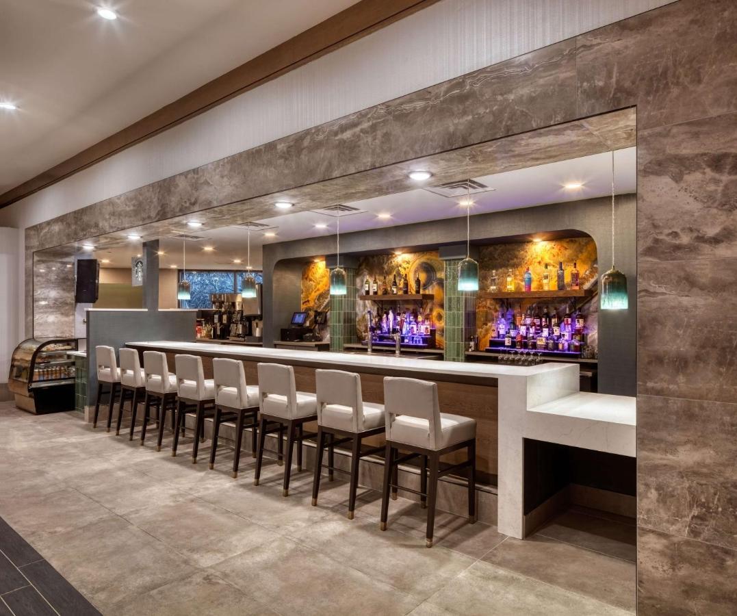 Doubletree By Hilton Tulsa At Warren Place Екстер'єр фото