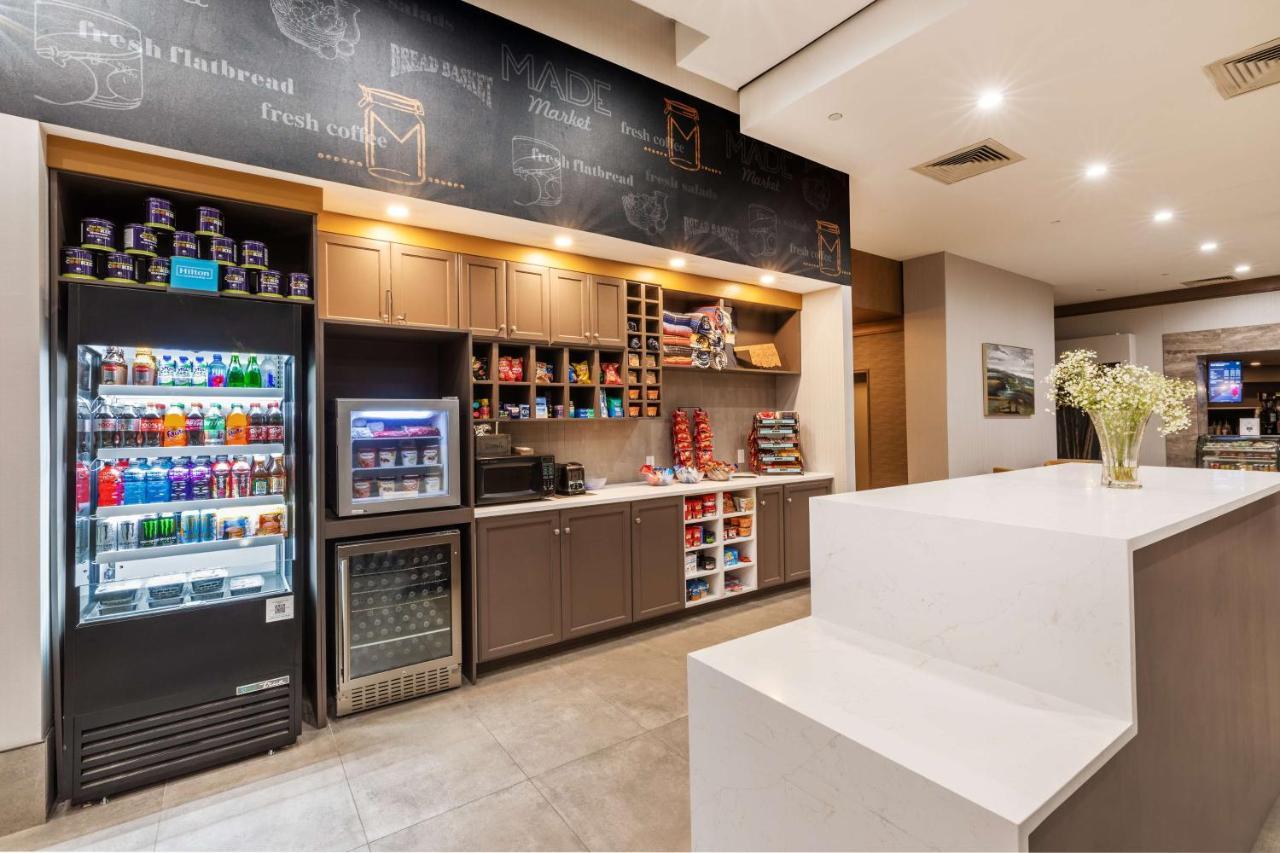 Doubletree By Hilton Tulsa At Warren Place Екстер'єр фото