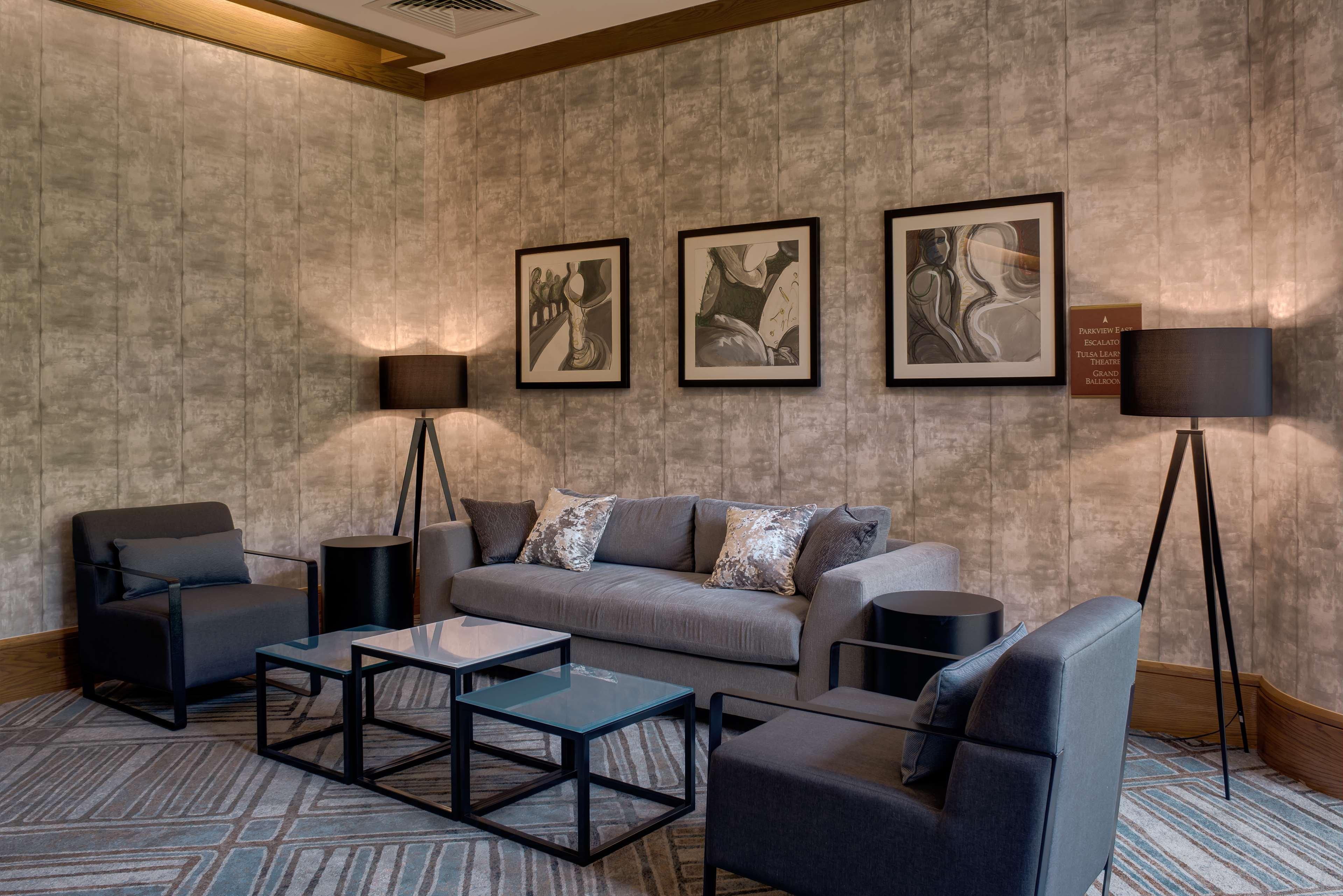 Doubletree By Hilton Tulsa At Warren Place Екстер'єр фото