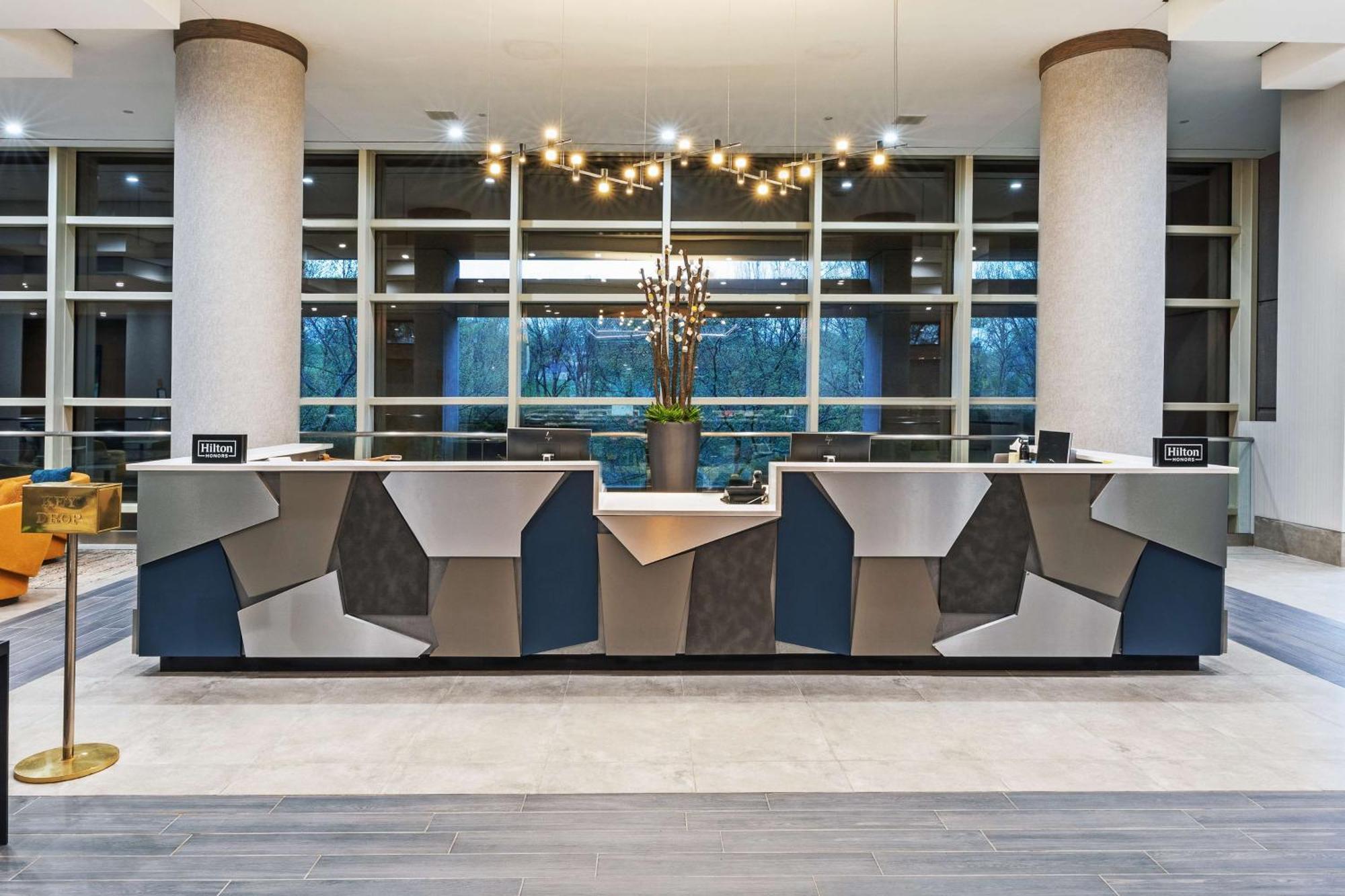 Doubletree By Hilton Tulsa At Warren Place Екстер'єр фото